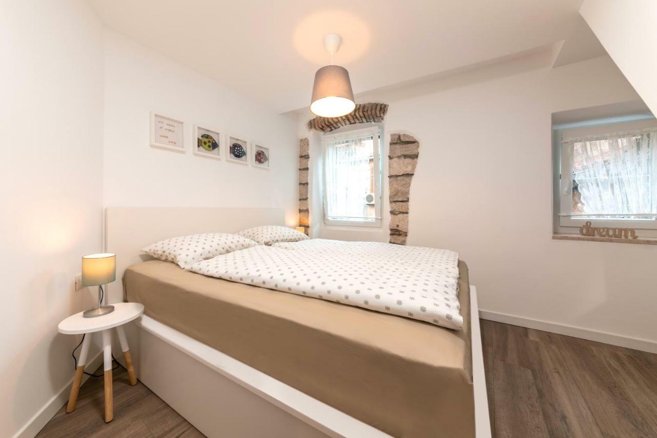 Mariva Downtown Apartment With Free Parking Rovinj Luaran gambar